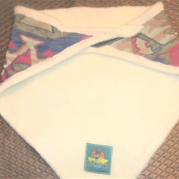 ST5 - Hot Hedz DOG BANDANA Size Large Dog Neck Warmer Dog Wa - Picture 2 of 3